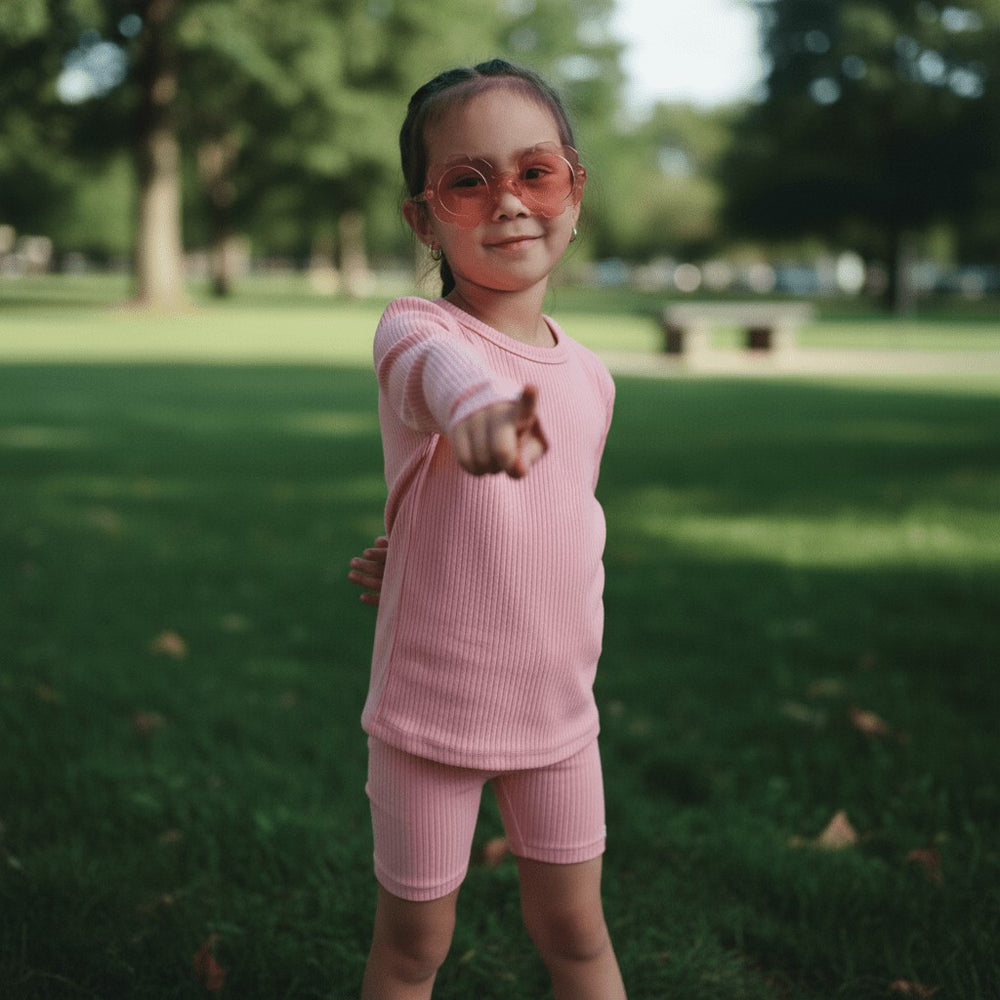 
                  
                    Ribbed Long Sleeve Tee Kids
                  
                