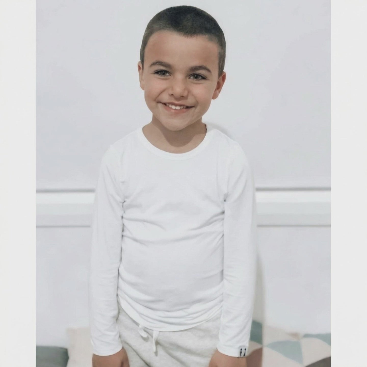 Ultra-Soft Bamboo Essential Long Sleeve Tee for Kids with Sensitive Skin (Tagless, Eczema-Friendly)
