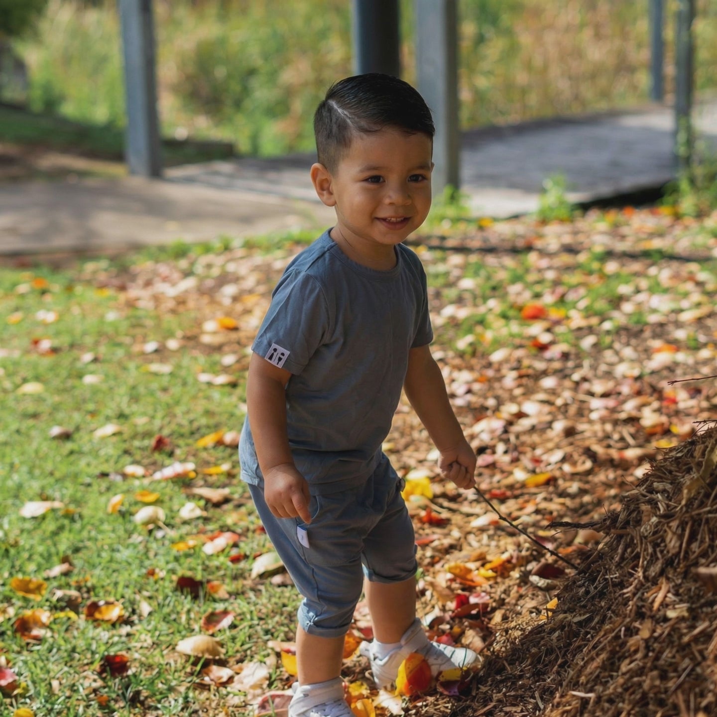 Ultra-soft tagless bamboo short sleeve tee for kids designed for eczema-prone skin