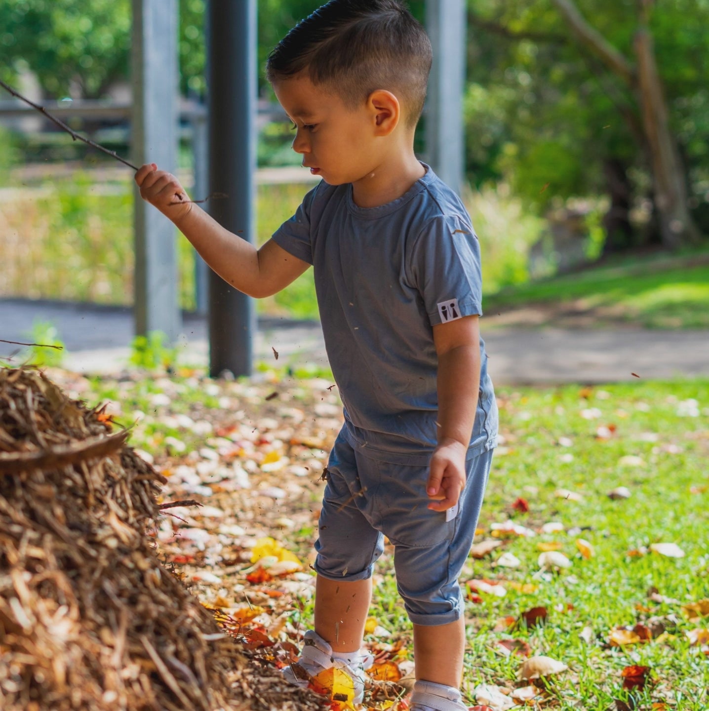 Ultra-soft tagless bamboo short sleeve tee for toddlers designed for eczema-prone skin